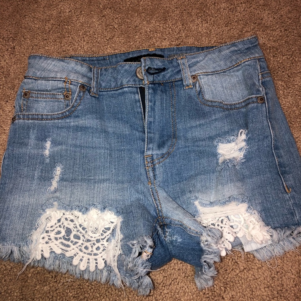 High waisted Aeropostale shorts